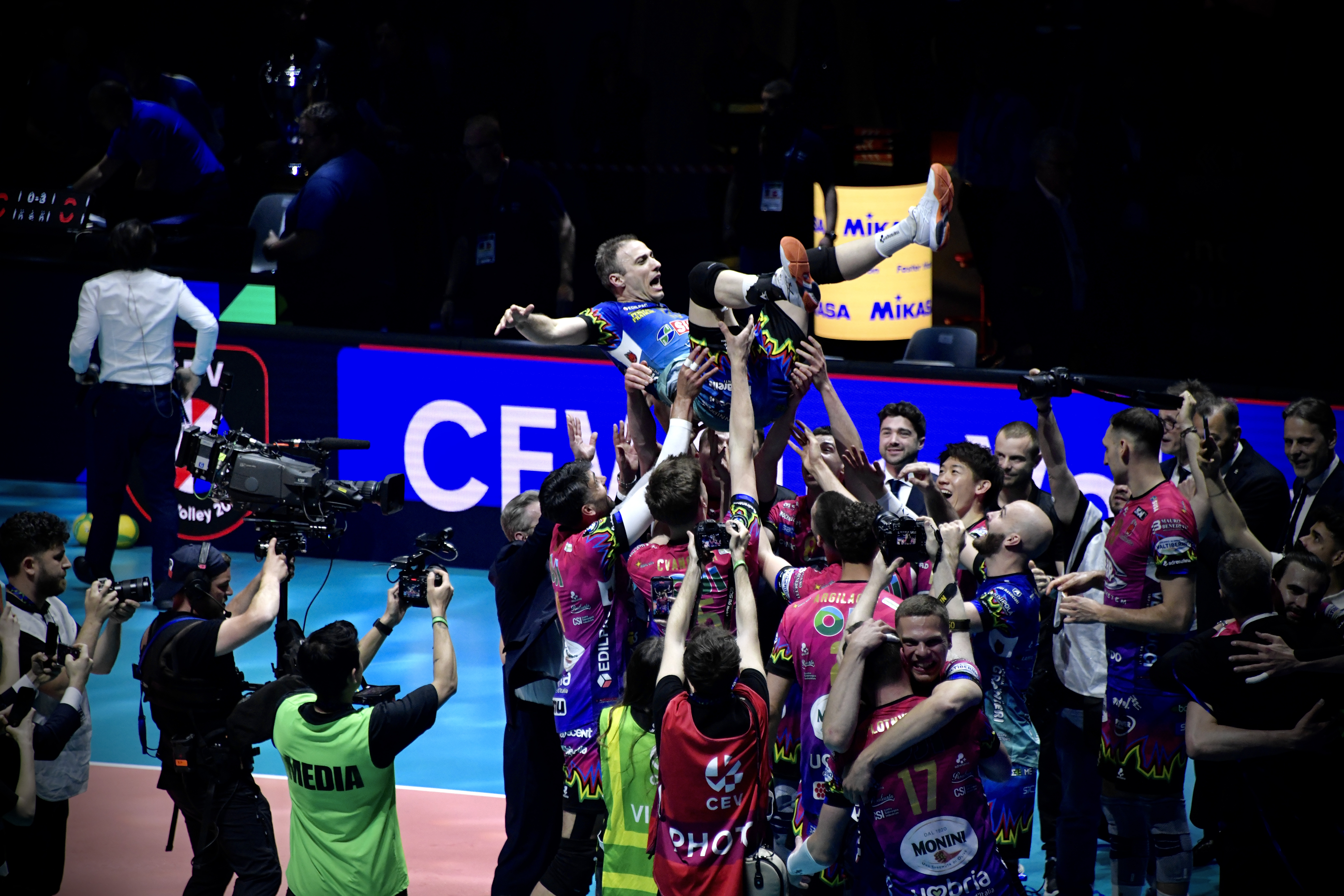 Volleyball 5